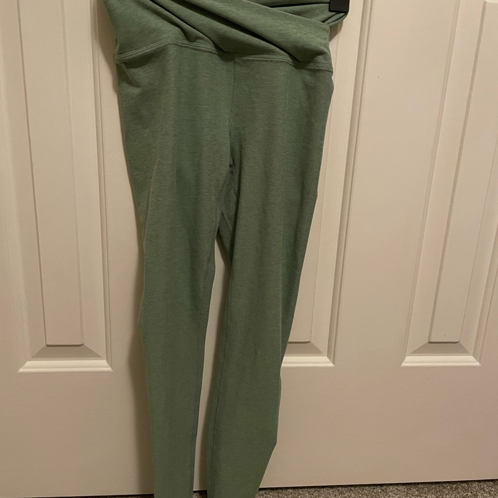 Beyond Yoga Sage Green Leggings